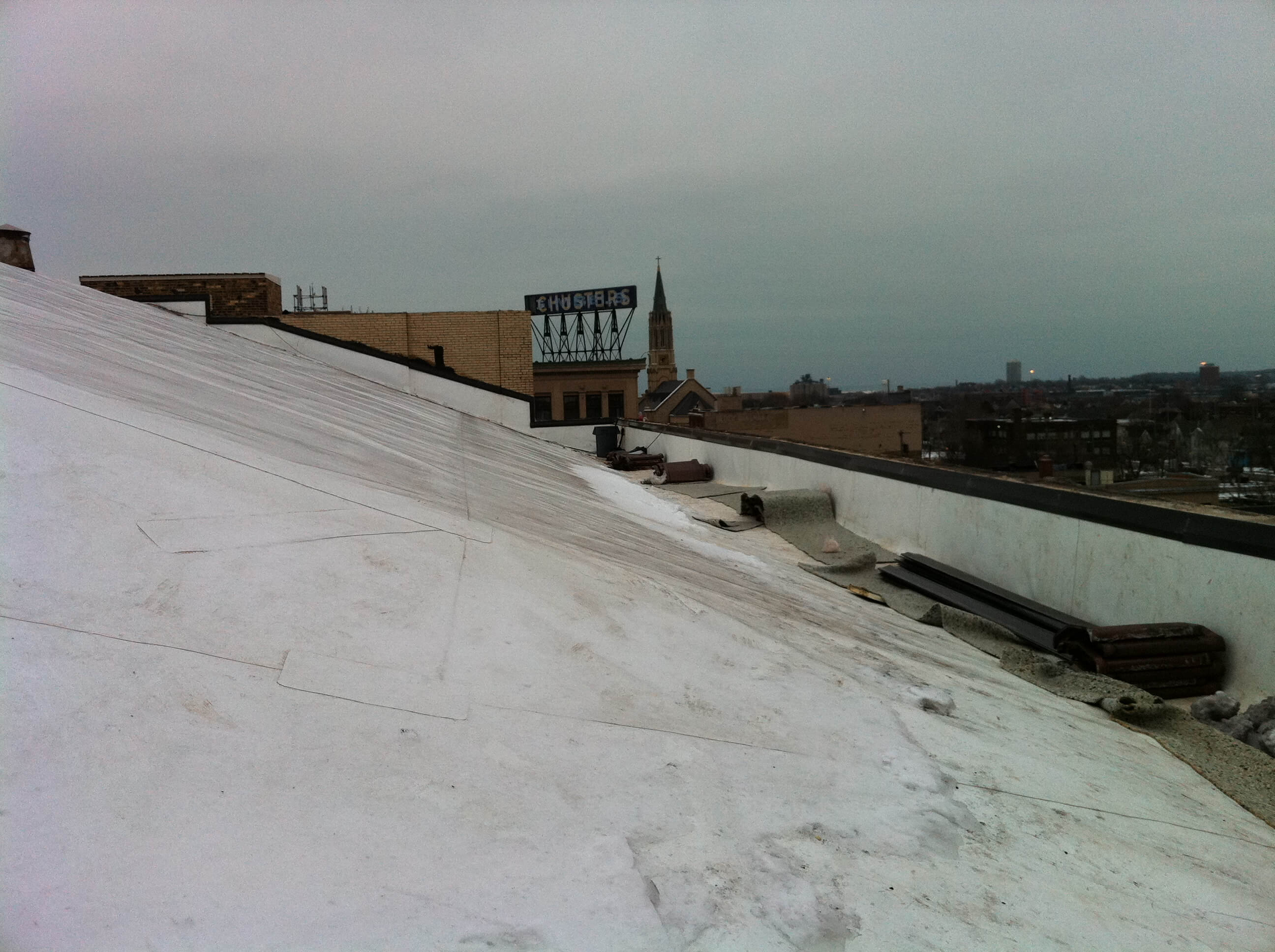 Milwaukee theater modified bitumen roofing contractors